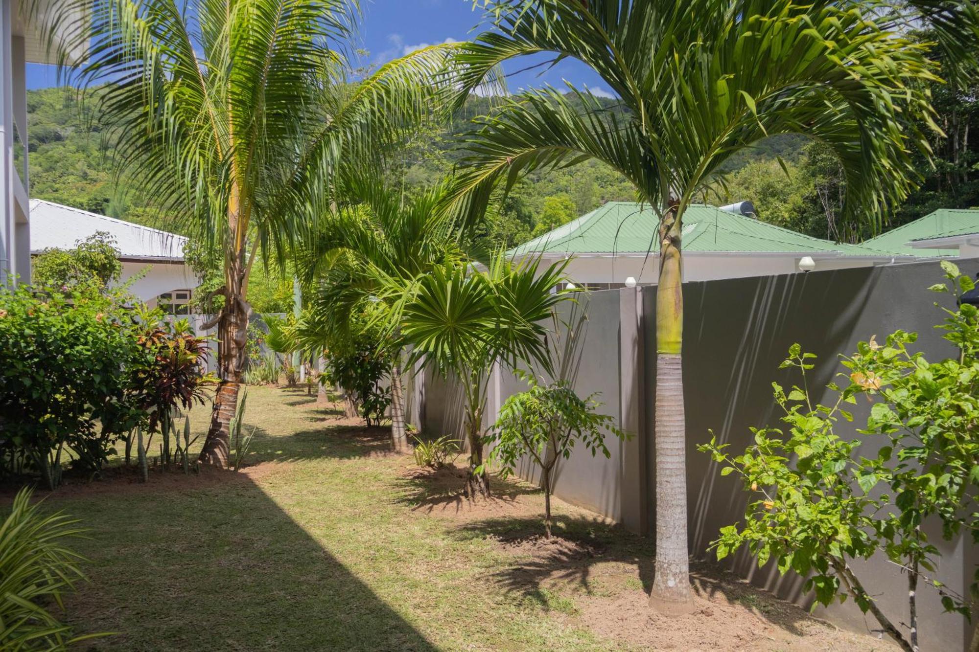 Palm Holiday Apartments Grand’ Anse Zewnętrze zdjęcie